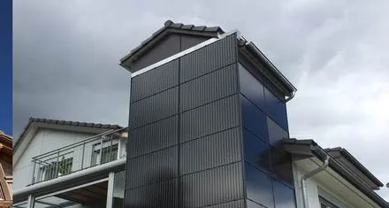Fassadenanlage, Solarstromanlage