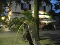 Hotel Weißes Kreuz am Abend