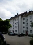 Mehrfamilienhaus mit Satellitenanlage in Eimeldingen